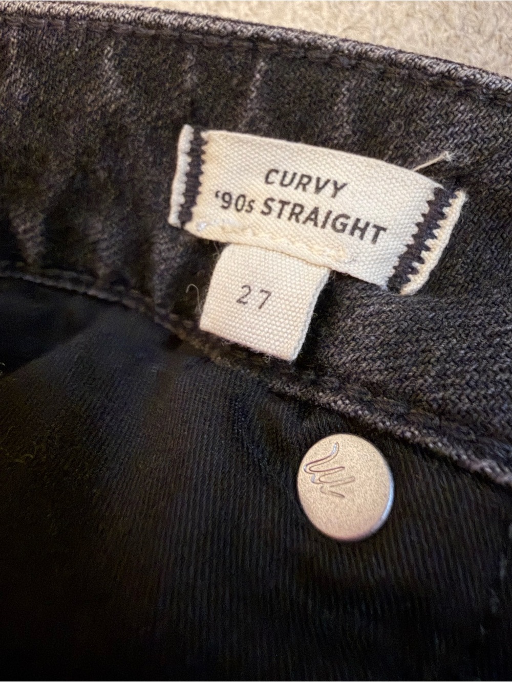 Madewell Women’s Black Curvy 90’s Straight Jeans - Picture 6 of 6